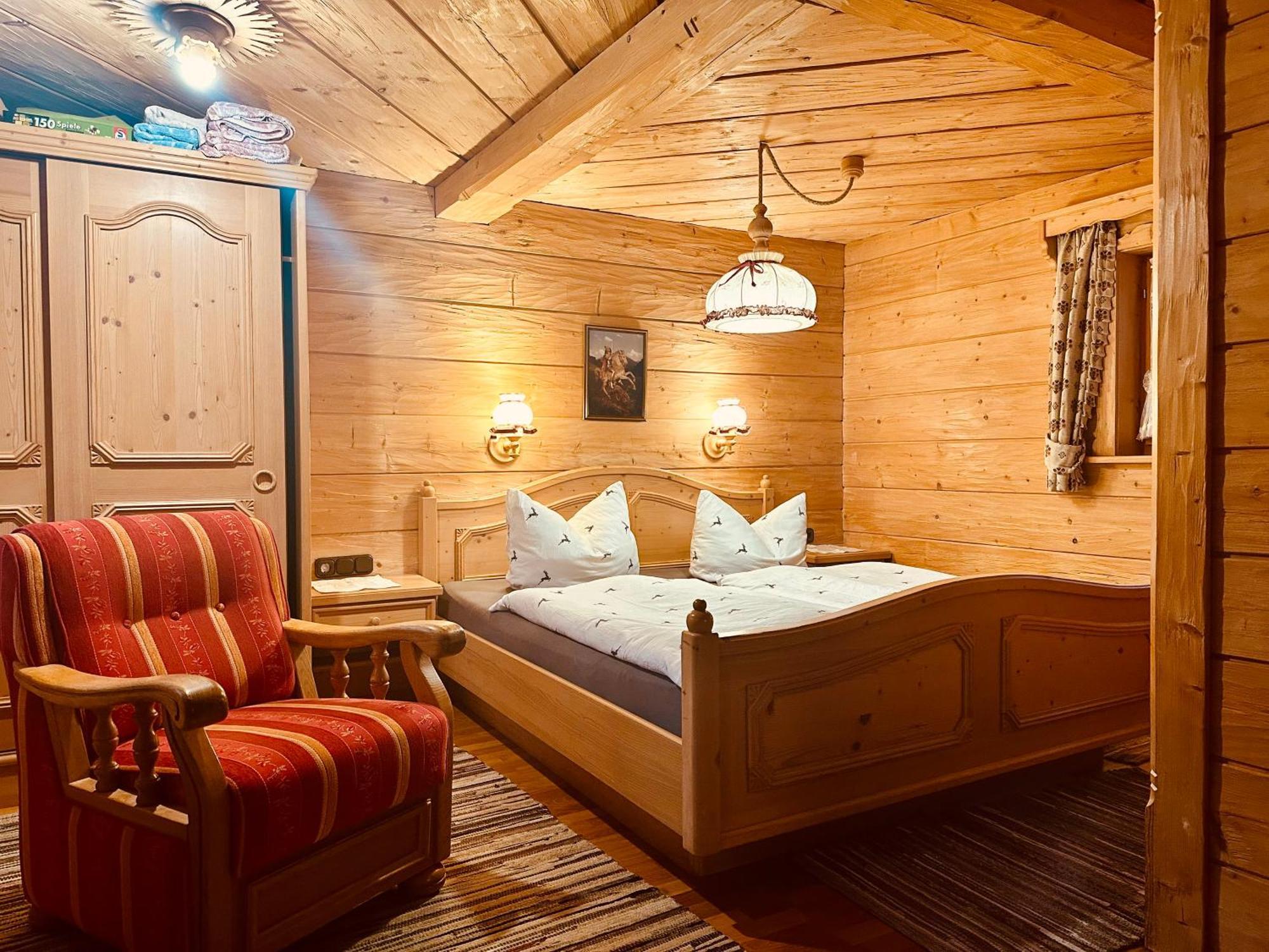 Almbruennerl Die Almhuette Auf Der Raffner Alm Ruhpolding Kültér fotó